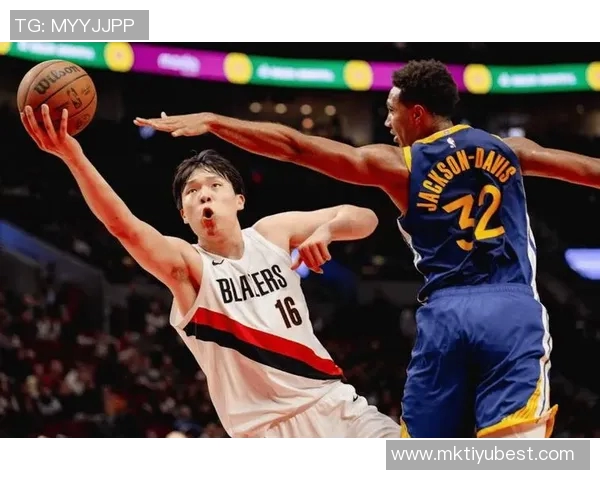 阿夫迪亚助攻杨瀚森三分球精彩瞬间展现默契配合与华丽传球技巧