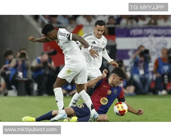 巴萨球探现场考察格林伍德四球狂欢引发关注 巴萨球探现场考察格林伍德四球狂欢引发关注