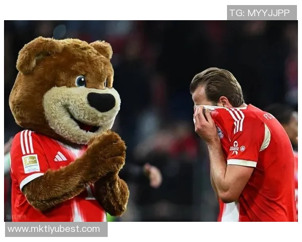 凯恩已进18球能否挑战莱万德甲单赛季41球纪录引发热议