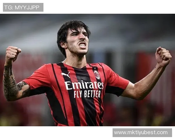 霍金斯透露帕乔已与巴黎续约至2030年官方宣布因球队习惯集中发布